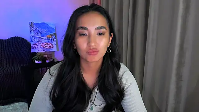 worldofkim online show from February 2025 11:15:02 PM