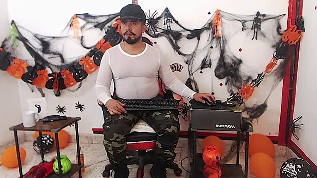 KalethBigDick online show from November 2025 05:42:01 AM