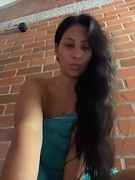 sofi johansson online show from April 2026 07:20:02 PM