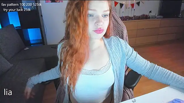 Snapshot of lil_lia chatting on January 2025 03:12:02 AM lil lia online show from January 2025 03:12:02 AM