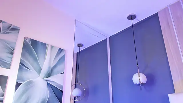 Miah gomez  online show from December 2025 05:18:02 PM