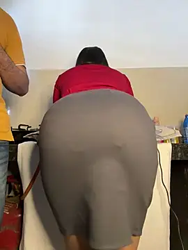 Miss  Malaika online show from January 2025 05:41:01 AM