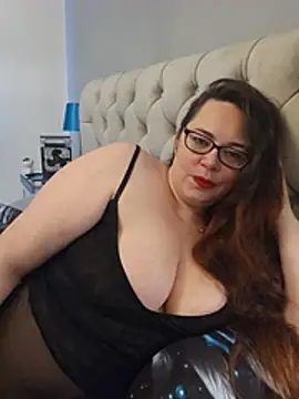 Sexy Binxy online show from June 2026 11:00:01 AM