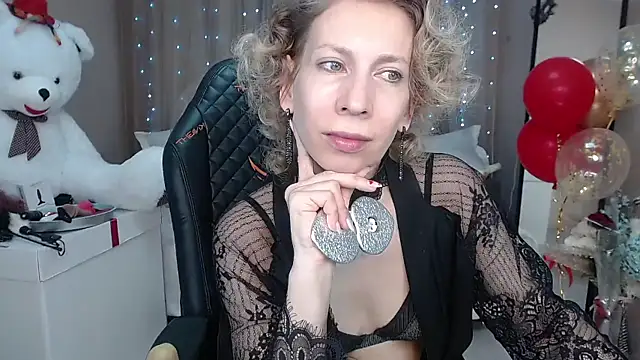 Snapshot of AdrianaSea chatting on February 2025 10:19:01 AM AdrianaSea online show from February 2025 10:19:01 AM