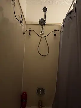 Snapshot of Seraph_De_La_Luna chatting on March 2025 03:01:02 AM Seraph De La Luna online show from March 2025 03:01:02 AM