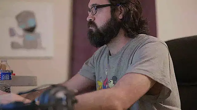 Snapshot of Seraph_De_La_Luna chatting on March 2025 10:28:02 PM Seraph De La Luna online show from March 2025 10:28:02 PM