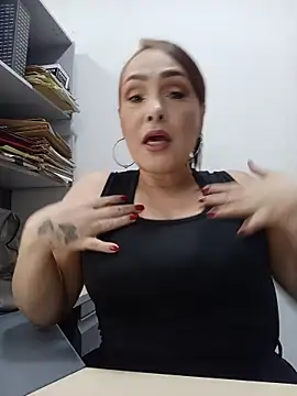 Miss Agatha online show from February 2026 02:17:02 PM