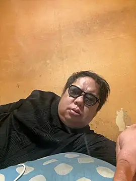 punk0805 online show from March 2026 01:40:02 PM