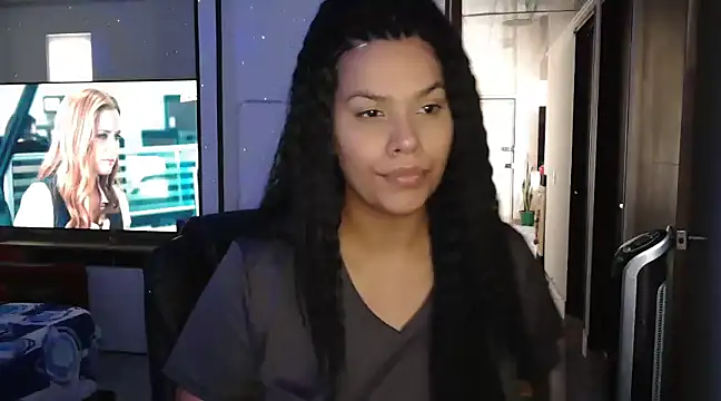 Snapshot of CarolinaRincon chatting on December 2024 09:31:02 PM CarolinaRincon online show from December 2024 09:31:02 PM