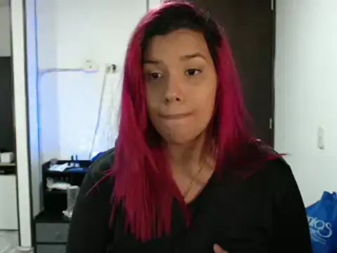 Snapshot of CarolinaRincon chatting on February 2025 09:21:02 PM CarolinaRincon online show from February 2025 09:21:02 PM