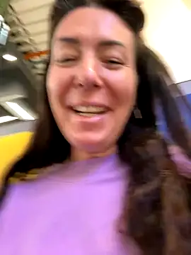 eveangelll online show from November 2025 10:37:02 AM