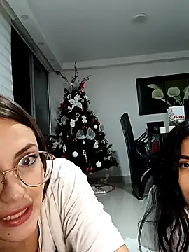 Snapshot of GiiirlPower chatting on December 2024 08:19:02 AM GiiirlPower online show from December 2024 08:19:02 AM