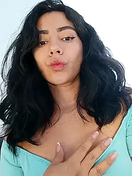 Snapshot of GiiirlPower chatting on February 2025 08:07:02 PM GiiirlPower online show from February 2025 08:07:02 PM