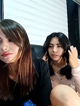 Snapshot of GiiirlPower chatting on March 2025 09:33:02 AM GiiirlPower online show from March 2025 09:33:02 AM