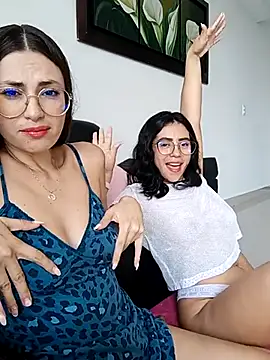 Snapshot of GiiirlPower chatting on March 2025 02:34:02 PM GiiirlPower online show from March 2025 02:34:02 PM