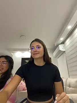Snapshot of GiiirlPower chatting on September 2025 05:07:01 AM GiiirlPower online show from September 2025 05:07:01 AM