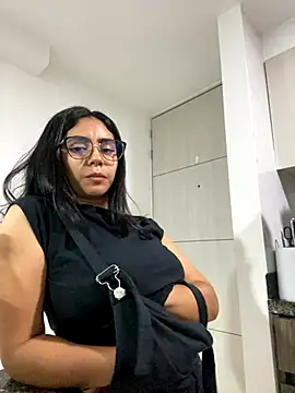 Snapshot of GiiirlPower chatting on September 2025 05:20:01 AM GiiirlPower online show from September 2025 05:20:01 AM