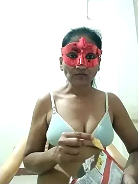 Snapshot of sunita6009 chatting on November 2025 03:47:02 PM sunita6009 online show from November 2025 03:47:02 PM