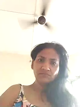 Snapshot of sunita6009 chatting on June 2026 02:23:02 AM sunita6009 online show from June 2026 02:23:02 AM