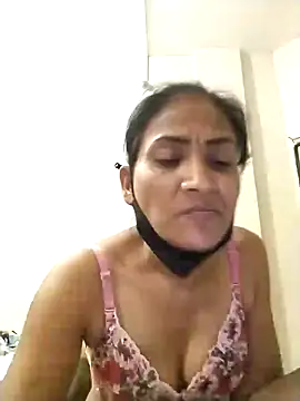 Snapshot of sunita6009 chatting on June 2026 03:02:01 PM sunita6009 online show from June 2026 03:02:01 PM