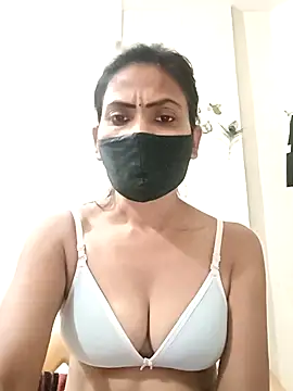 Snapshot of sunita6009 chatting on July 2026 03:03:02 PM sunita6009 online show from July 2026 03:03:02 PM