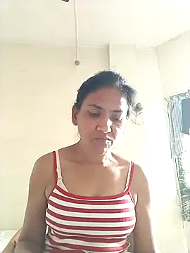 Snapshot of sunita6009 chatting on July 2026 03:22:01 AM sunita6009 online show from July 2026 03:22:01 AM