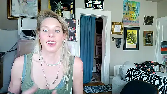 Glamazonx online show from March 2026 09:25:01 PM