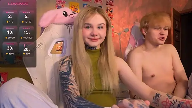 Snapshot of Britney_Lynch chatting on February 2026 07:06:01 PM Britney Lynch online show from February 2026 07:06:01 PM