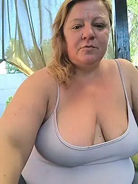 Snapshot of jusichka chatting on July 2026 06:31:01 AM jusichka online show from July 2026 06:31:01 AM
