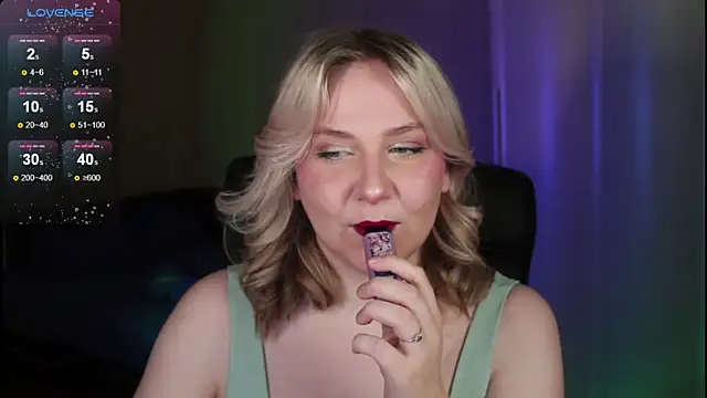 Snapshot of sensual_girrrl chatting on September 2025 08:10:01 PM sensual girrrl online show from September 2025 08:10:01 PM