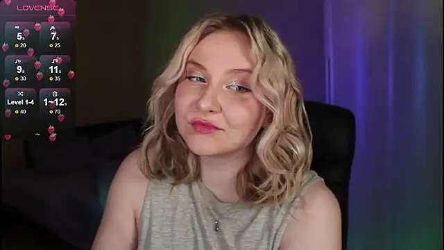 Snapshot of sensual_girrrl chatting on September 2025 07:50:01 PM sensual girrrl online show from September 2025 07:50:01 PM