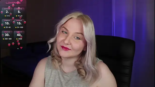 Snapshot of sensual_girrrl chatting on October 2025 07:36:02 PM sensual girrrl online show from October 2025 07:36:02 PM