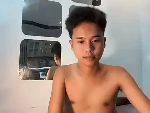 Asiantwink21 online show from October 2025 02:49:01 PM