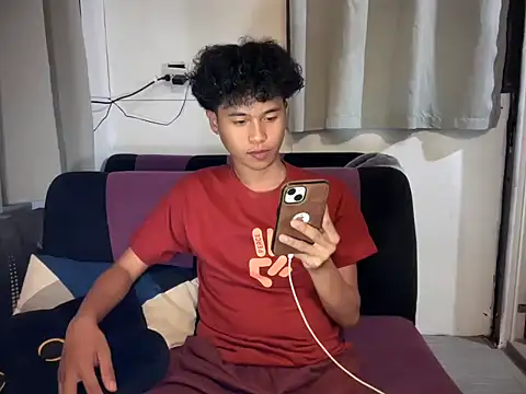 Asiantwink21 online show from January 2026 05:48:01 PM