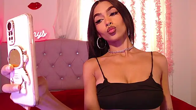 Alleanys Cristal online show from September 2025 02:49:01 PM