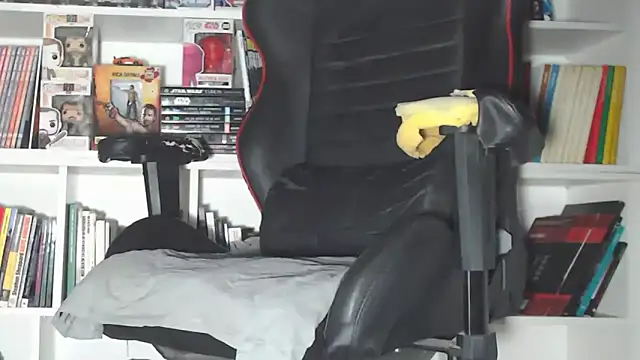 LapijARG7 online show from February 2026 12:15:02 PM