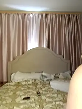 Snapshot of ___Midnight___ chatting on December 2025 08:58:02 PM Midnight online show from December 2025 08:58:02 PM