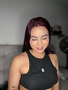 Zarah Blare online show from January 2025 11:19:01 PM