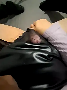 aprilexx online show from November 2025 02:59:01 AM