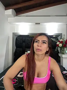 Snapshot of Arianna_Jones1 chatting on June 2026 03:19:02 AM Arianna Jones1 online show from June 2026 03:19:02 AM