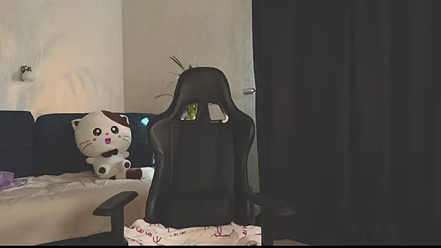 hotexclusive  online show from March 2025 07:53:01 AM