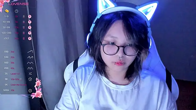 Snapshot of maydaykimmy chatting on February 2026 08:38:02 PM maydaykimmy online show from February 2026 08:38:02 PM