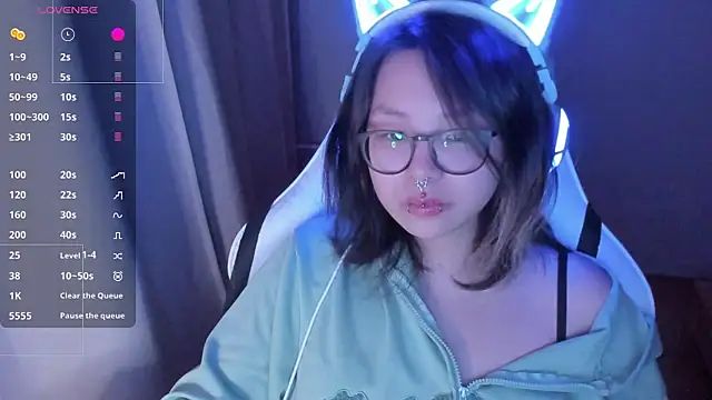 maydaykimmy online show from May 2026 09:01:02 PM