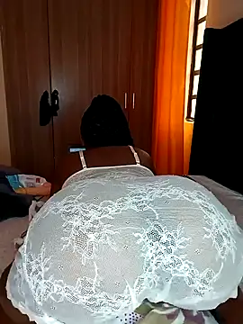 Bossetassy online show from December 2024 12:05:02 PM