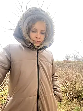 Anita-Smith online show from November 2025 09:43:02 AM