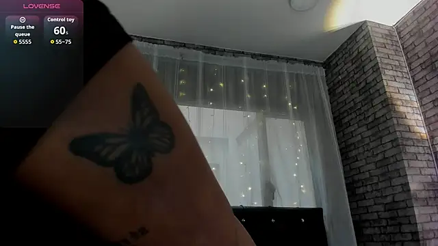 Snapshot of ivy_copper1 chatting on September 2025 08:35:01 PM ivy copper1 online show from September 2025 08:35:01 PM