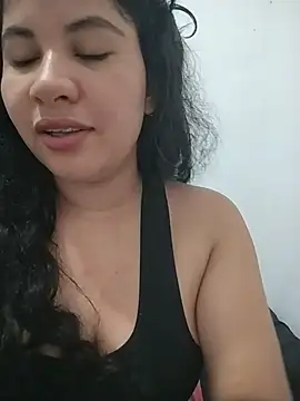 Snapshot of Yara0k chatting on May 2026 08:31:02 AM Yara0k online show from May 2026 08:31:02 AM