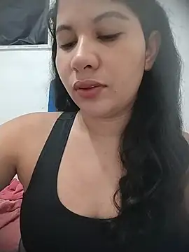 Snapshot of Yara0k chatting on June 2026 07:32:02 AM Yara0k online show from June 2026 07:32:02 AM