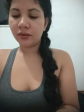 Snapshot of Yara0k chatting on July 2026 07:05:02 AM Yara0k online show from July 2026 07:05:02 AM