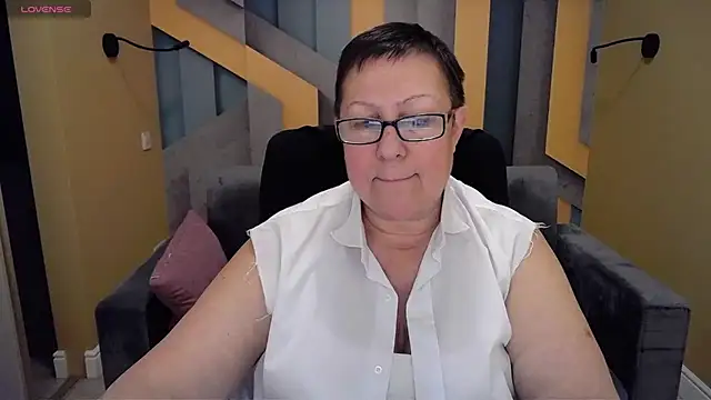 Snapshot of BarbaraTurners chatting on December 2024 03:51:02 AM BarbaraTurners online show from December 2024 03:51:02 AM